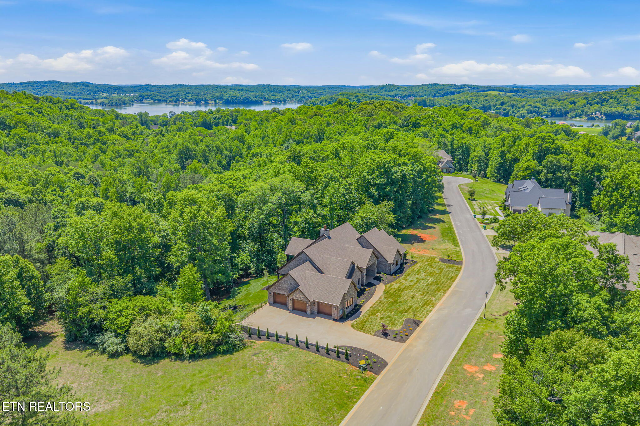 3317 Preserve Pointe Way Louisville TN 37777