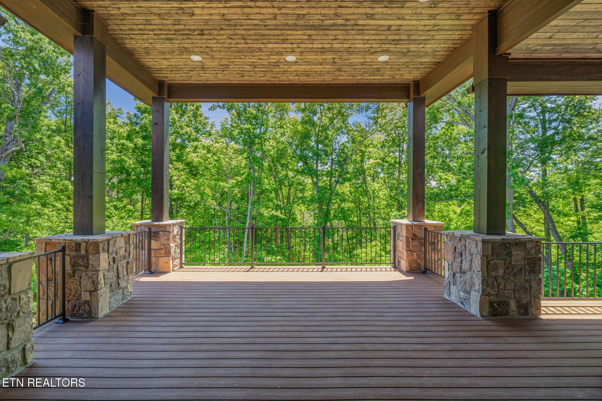 3317 Preserve Pointe Way Louisville TN 37777
