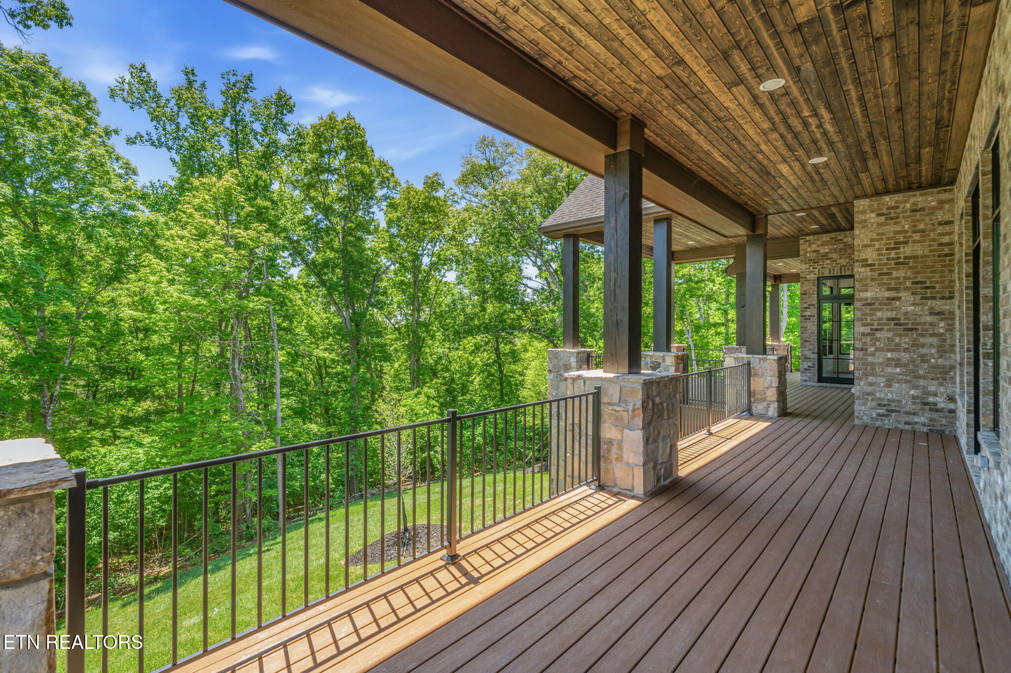 3317 Preserve Pointe Way Louisville TN 37777
