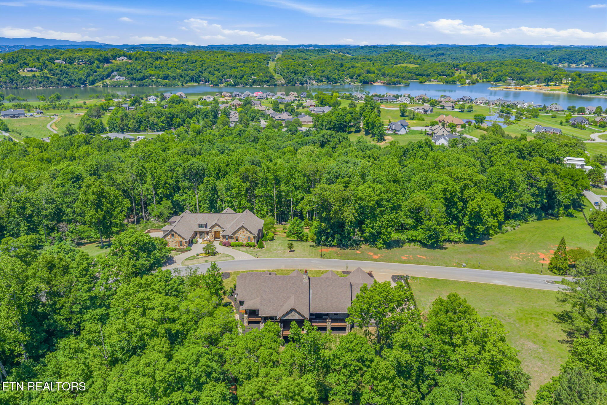 3317 Preserve Pointe Way Louisville TN 37777