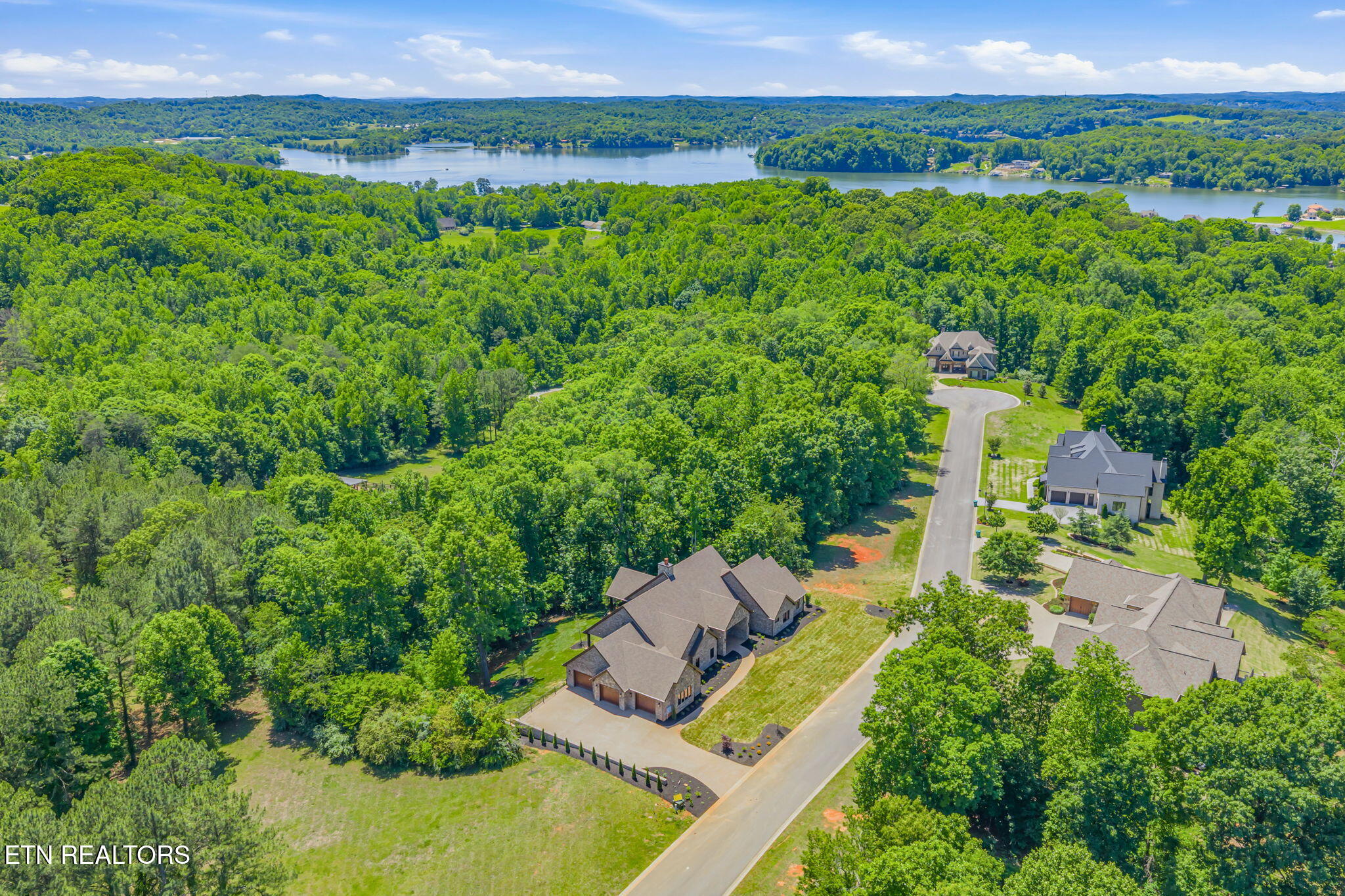 3317 Preserve Pointe Way Louisville TN 37777
