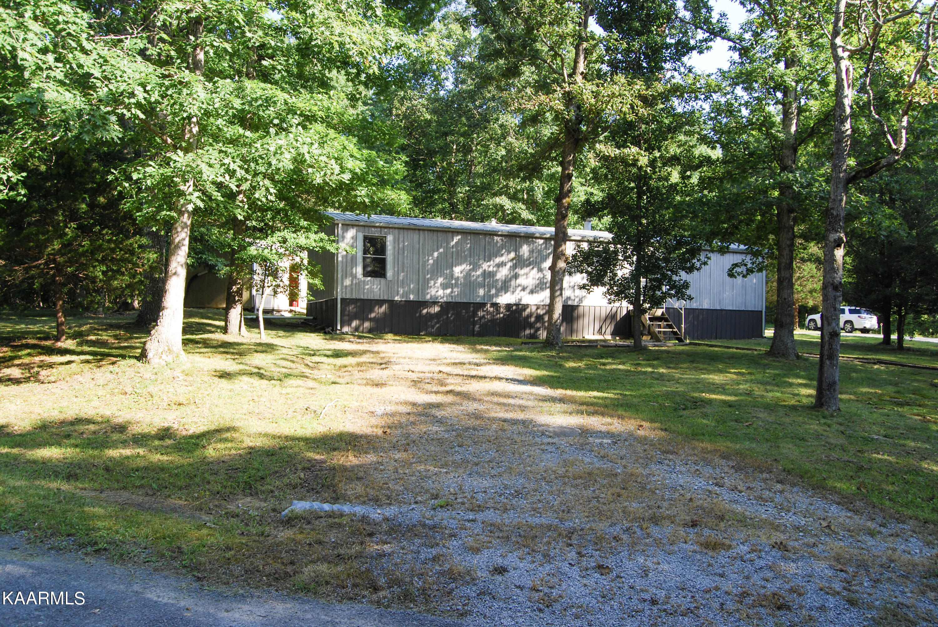 2080 Alapattah Circle Crossville TN 38572