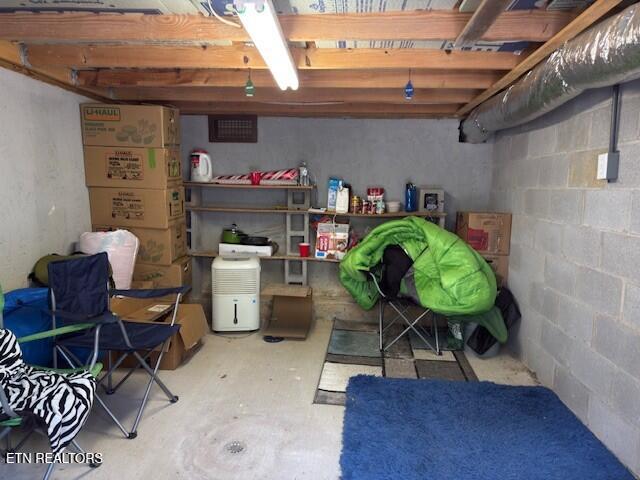 21 Rolling Green Court Crossville TN 38558