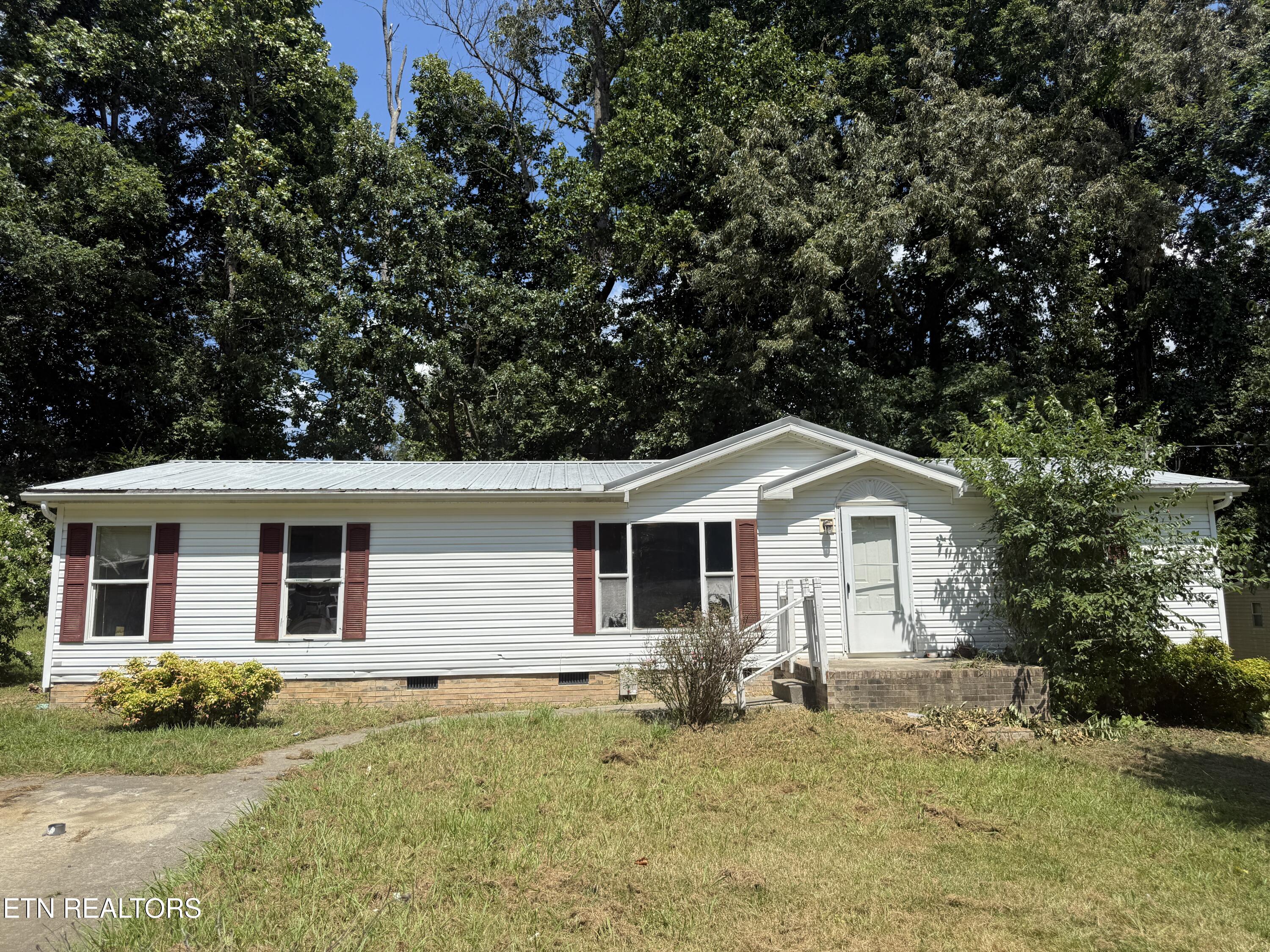 142 Tori Kait Lane Powell TN 37849