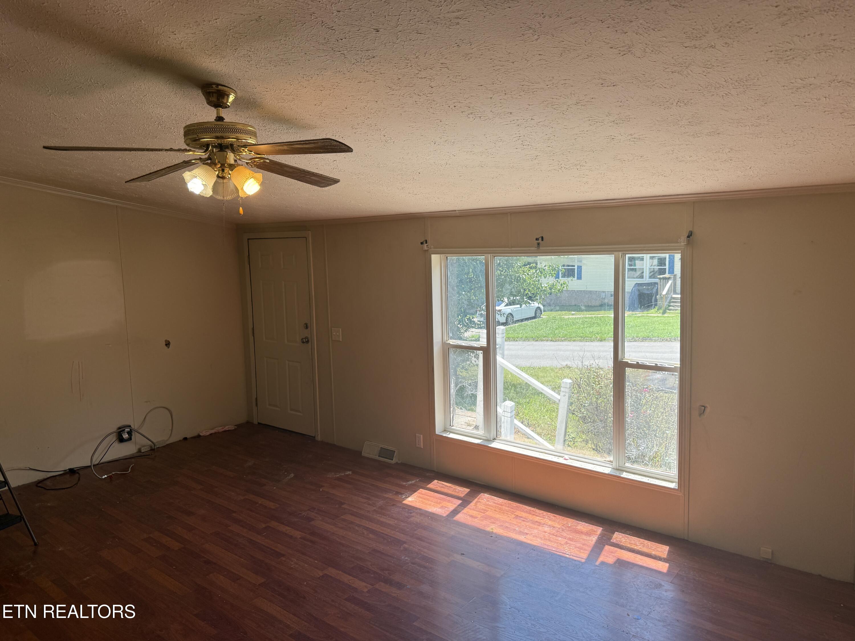 142 Tori Kait Lane Powell TN 37849