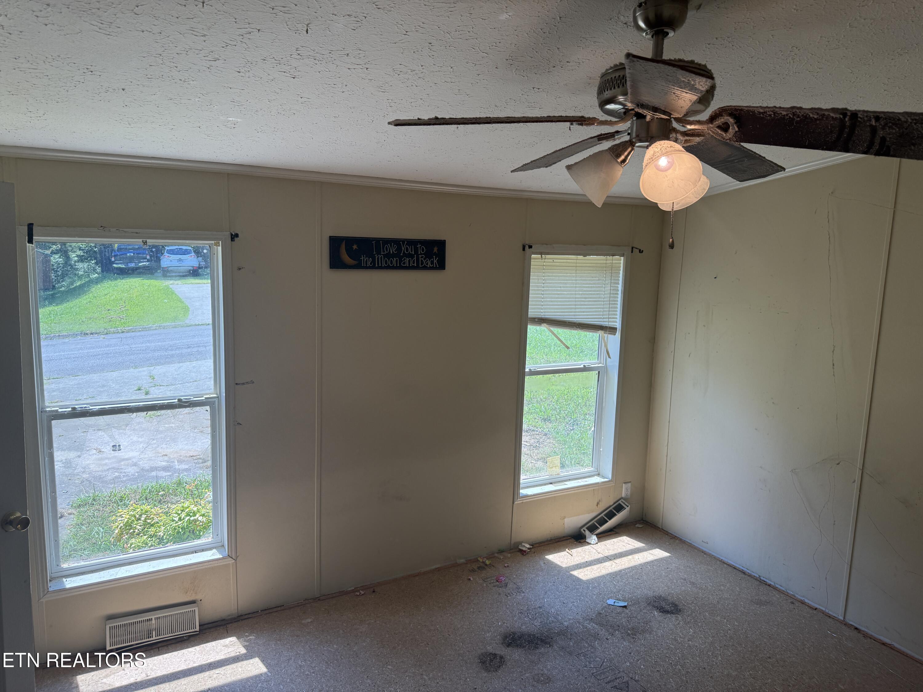 142 Tori Kait Lane Powell TN 37849