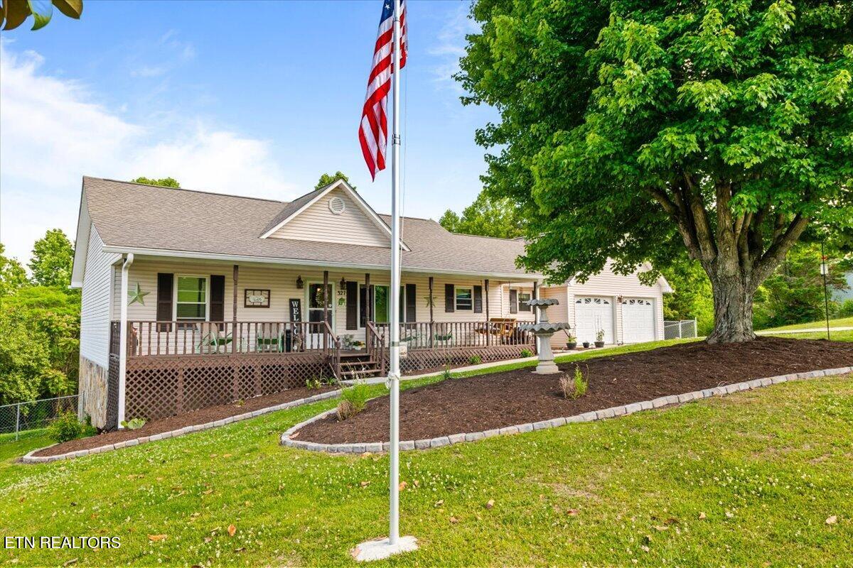 327 Gail Lane Jacksboro TN 37757