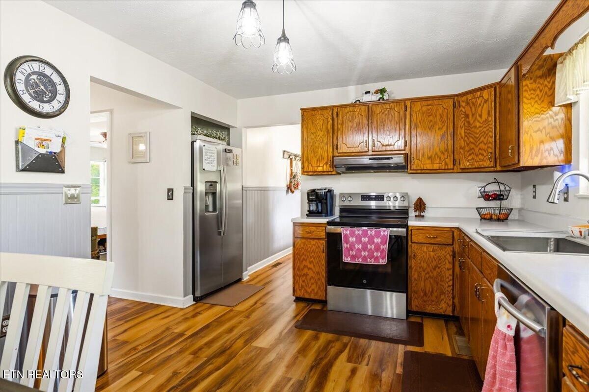 327 Gail Lane Jacksboro TN 37757