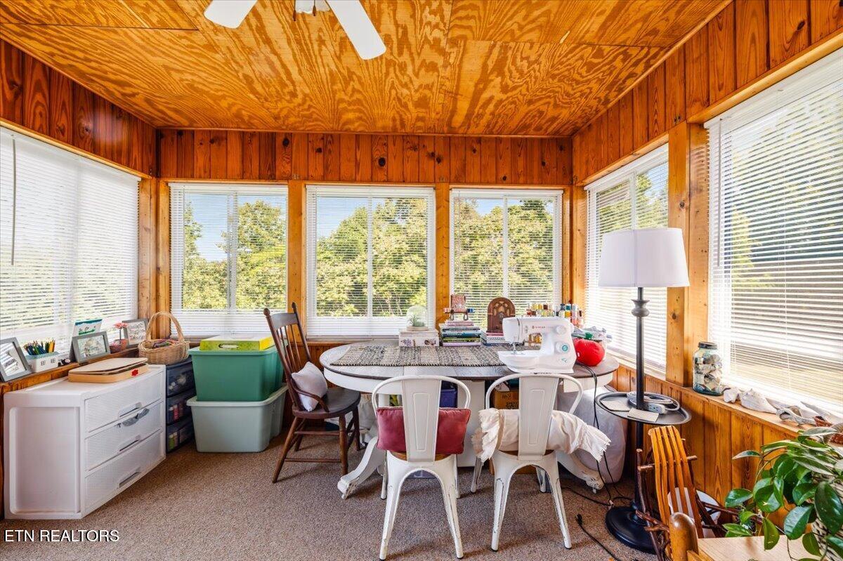 327 Gail Lane Jacksboro TN 37757
