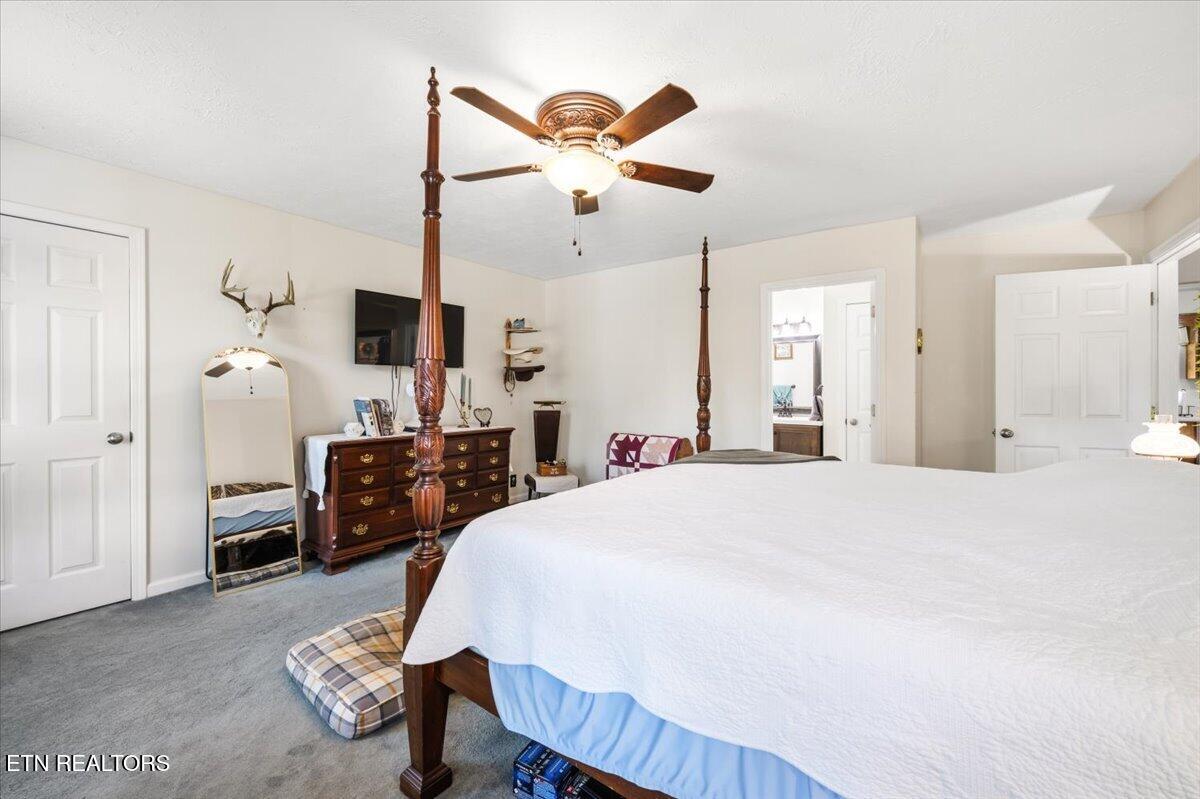 327 Gail Lane Jacksboro TN 37757
