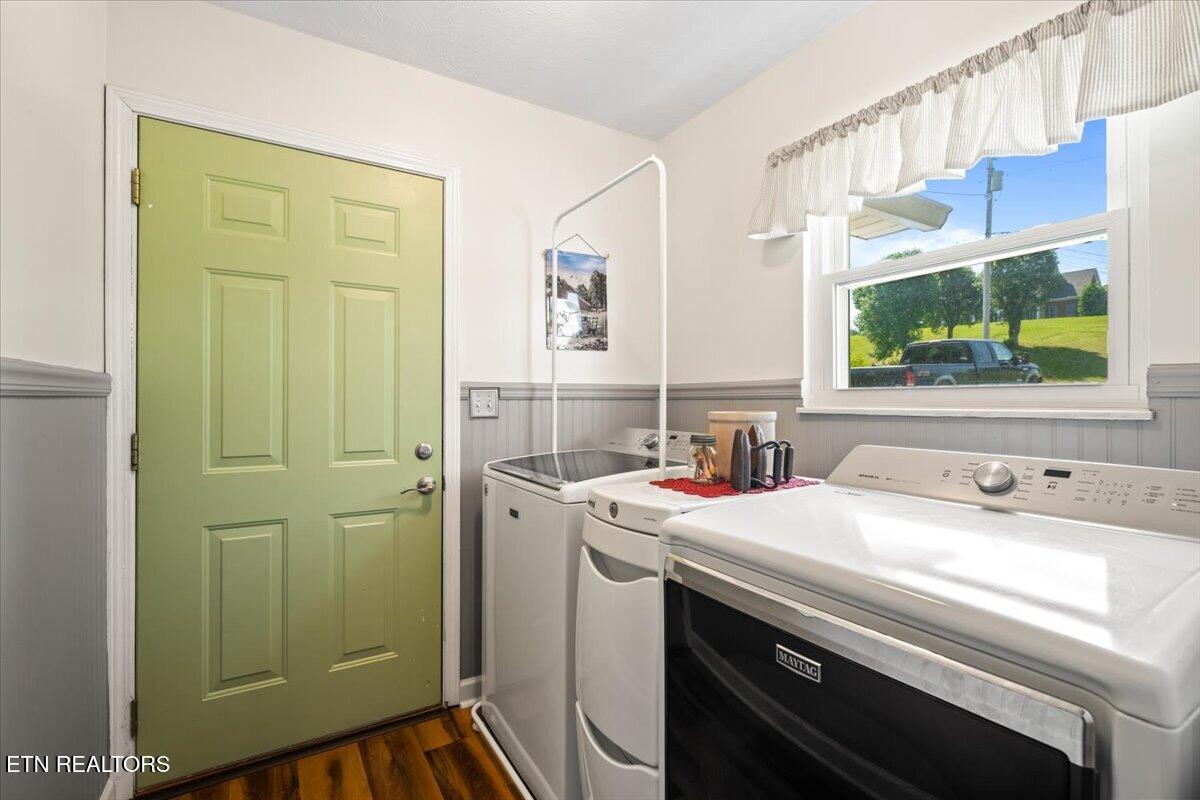 327 Gail Lane Jacksboro TN 37757