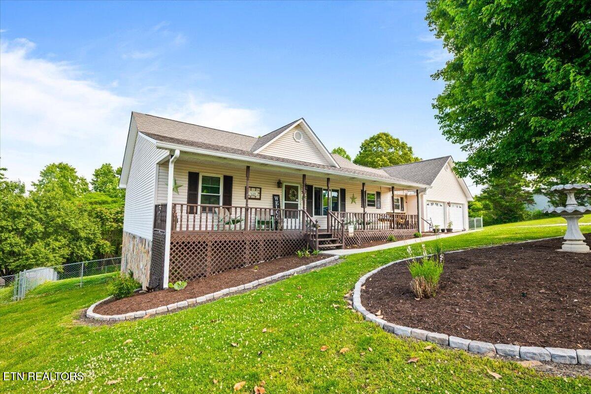 327 Gail Lane Jacksboro TN 37757