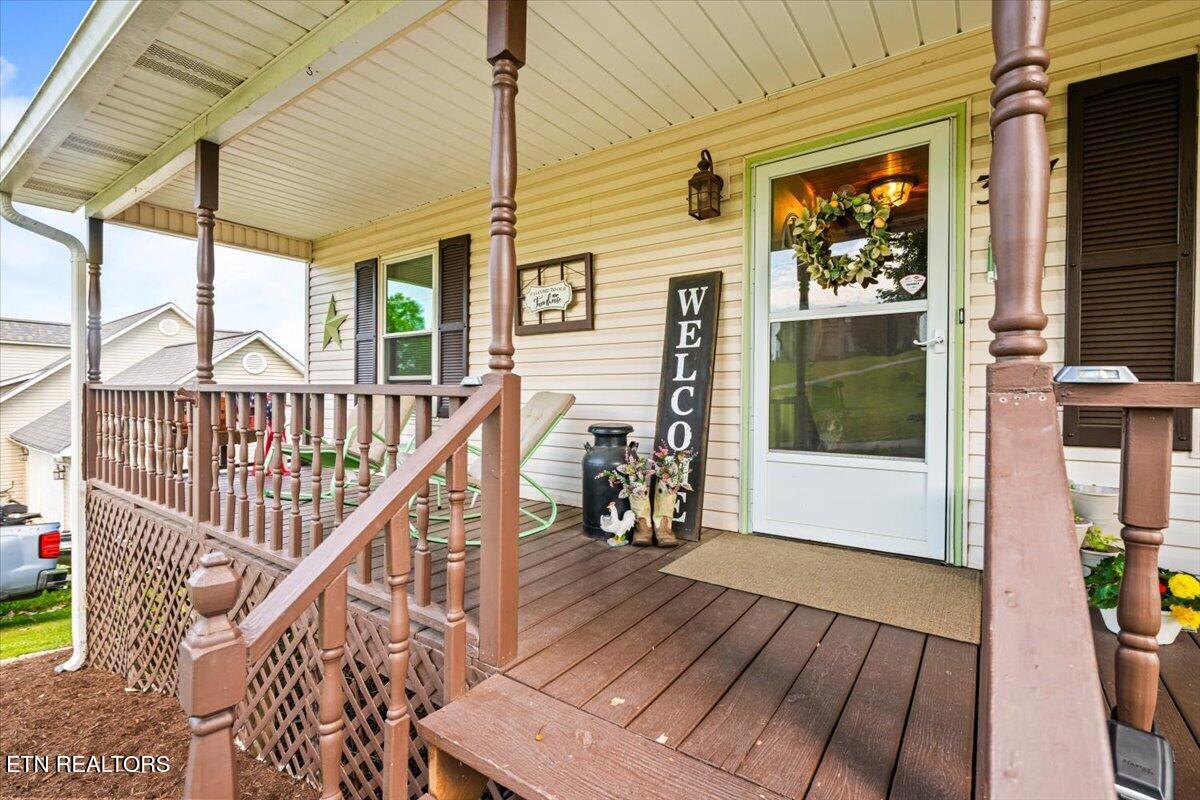 327 Gail Lane Jacksboro TN 37757