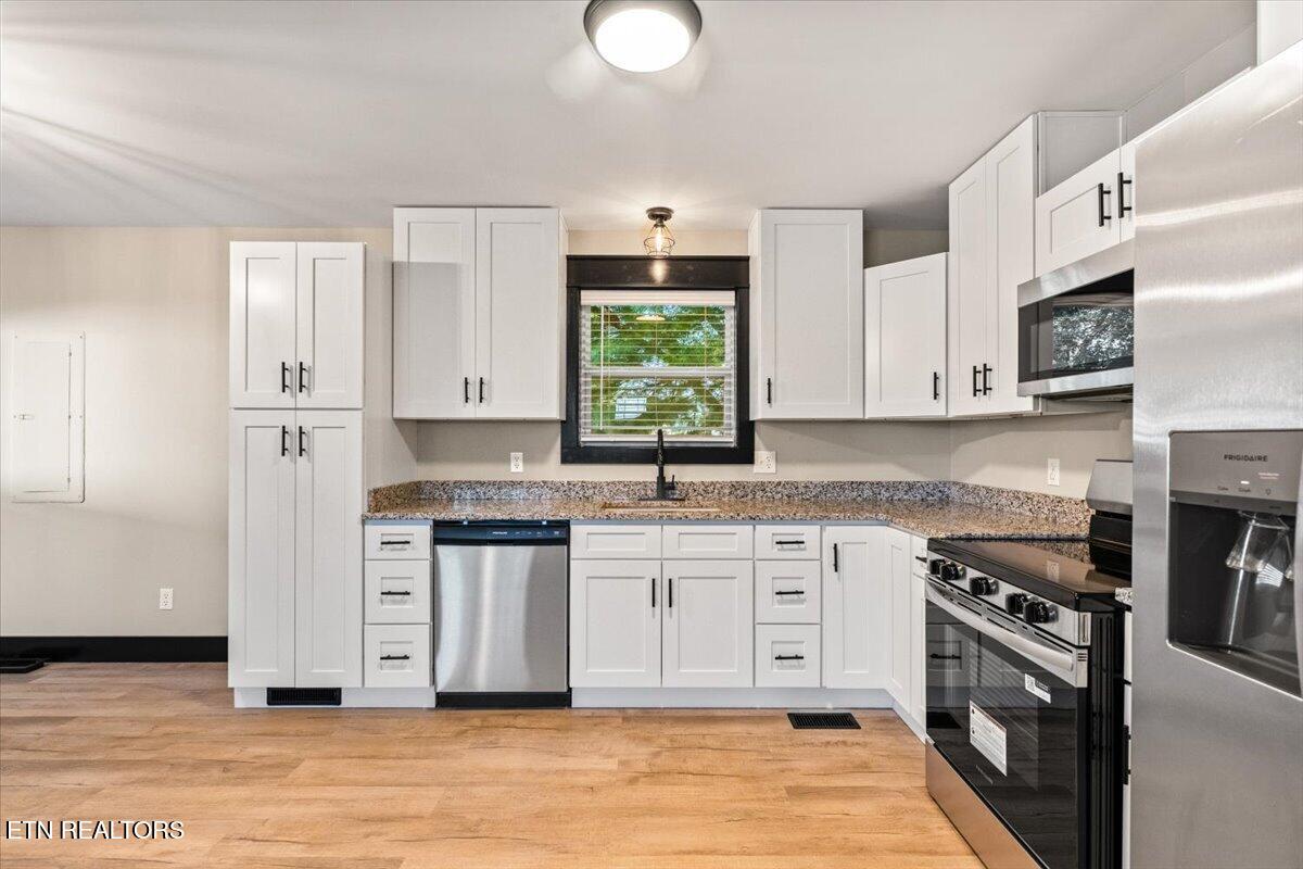 121 Azalea Lane Jacksboro TN 37757