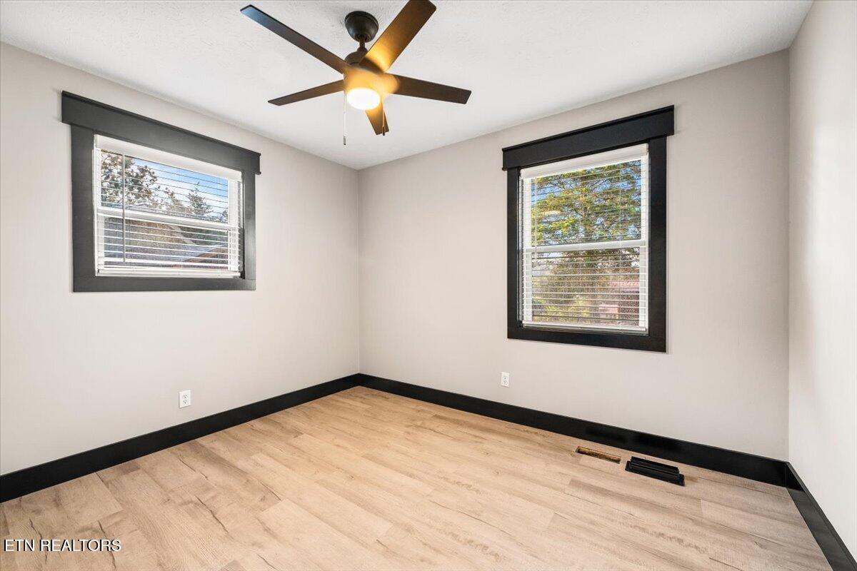 121 Azalea Lane Jacksboro TN 37757