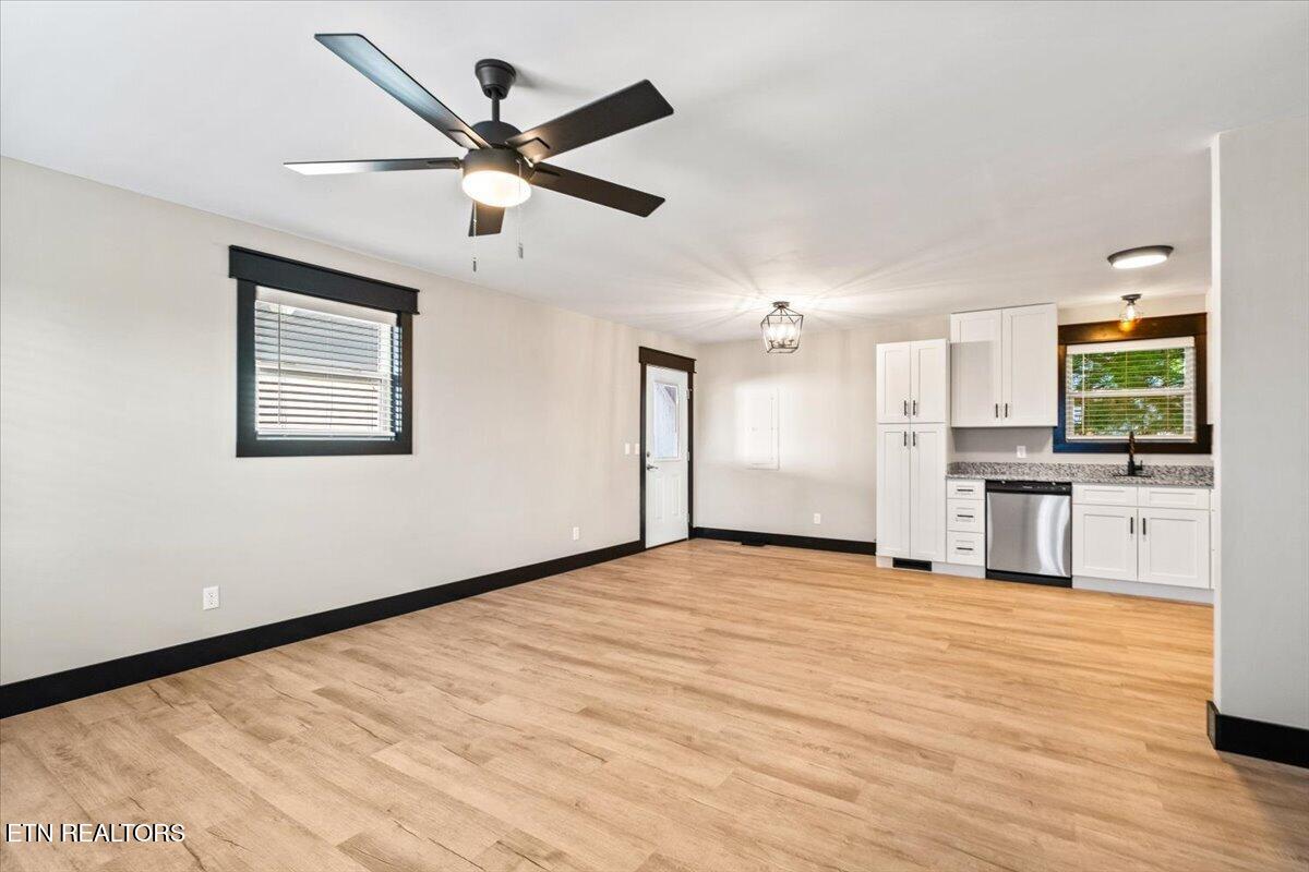 121 Azalea Lane Jacksboro TN 37757