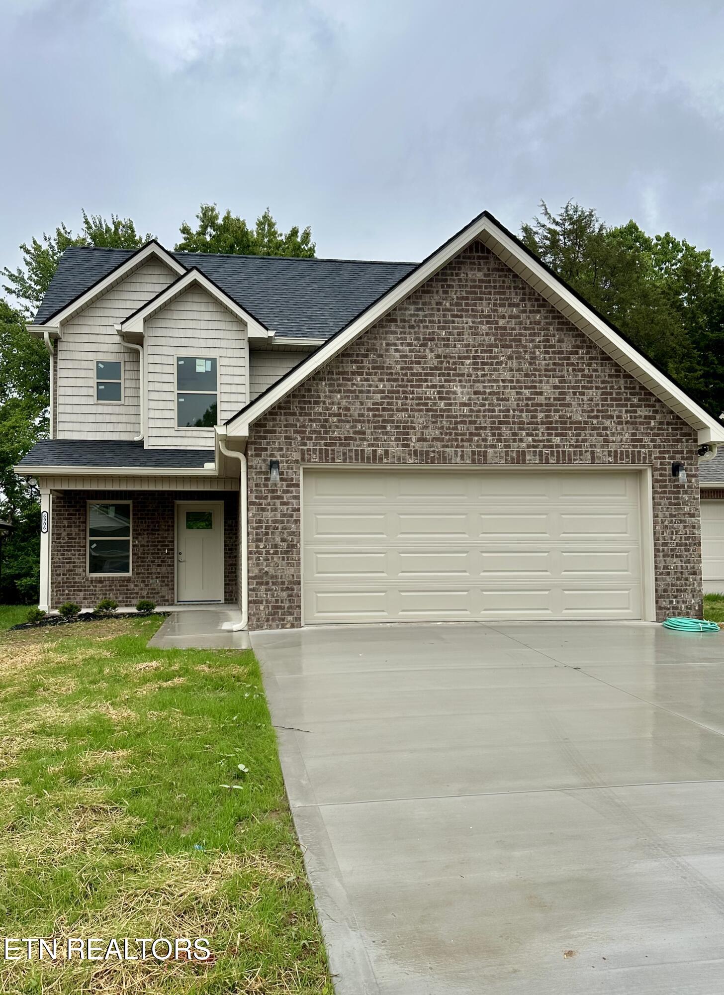 6906 Simmental Road Knoxville TN 37918