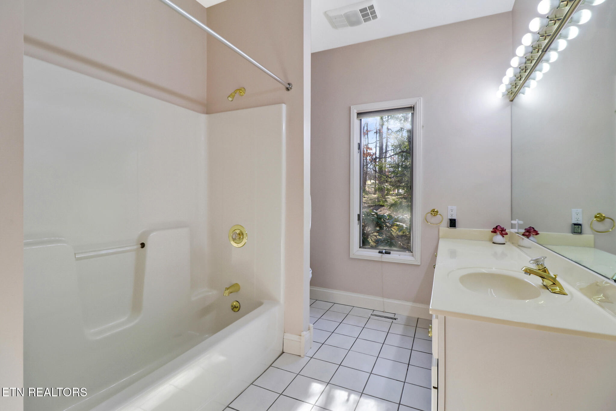 163 Havenridge Circle Crossville TN 38558