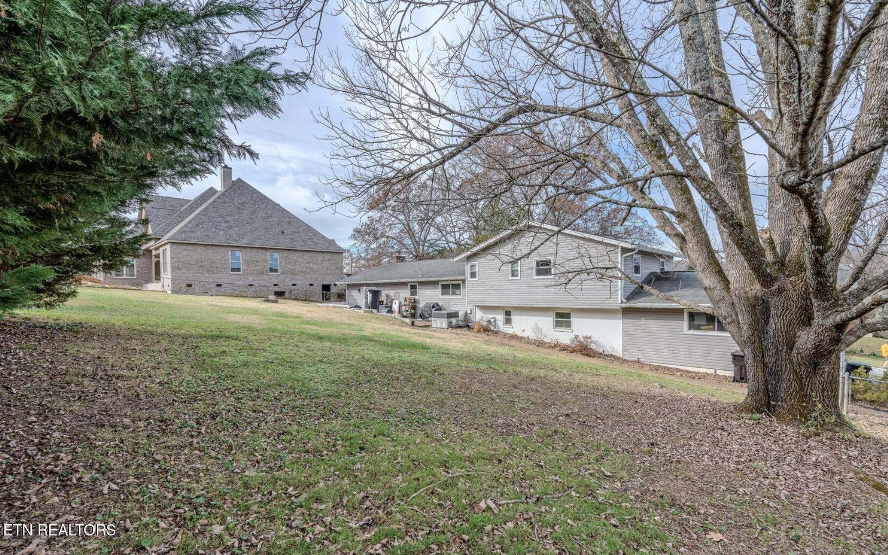 7716 Westland Drive Knoxville TN 37919