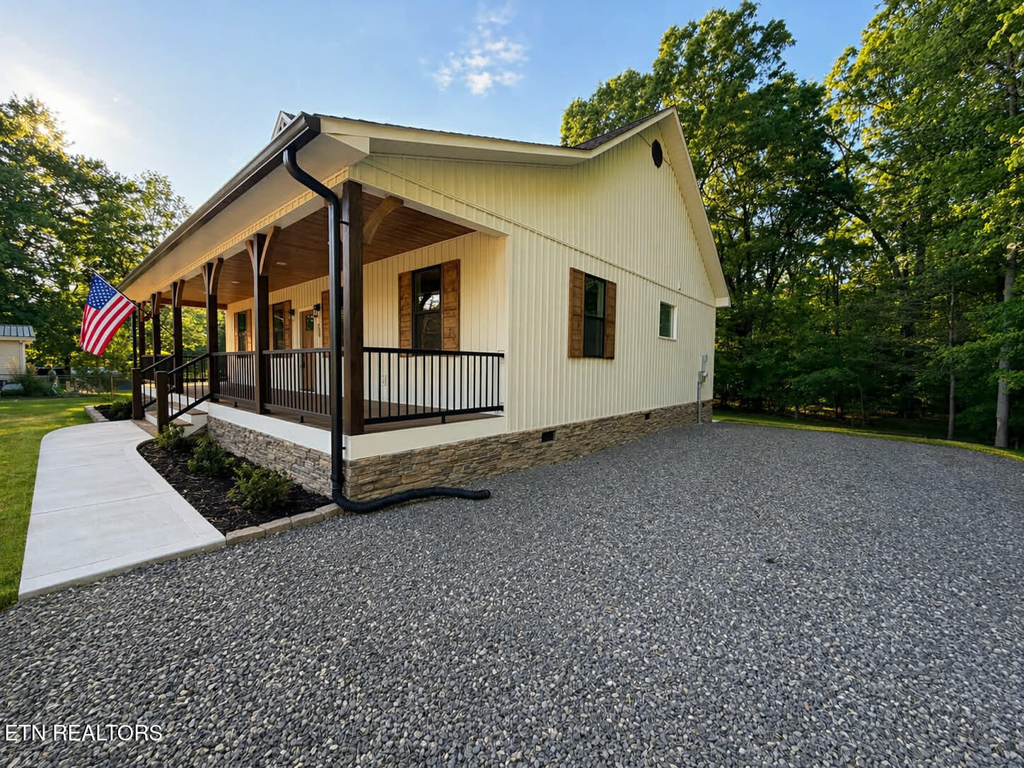 794 Red Cloud Road Ten Mile TN 37880