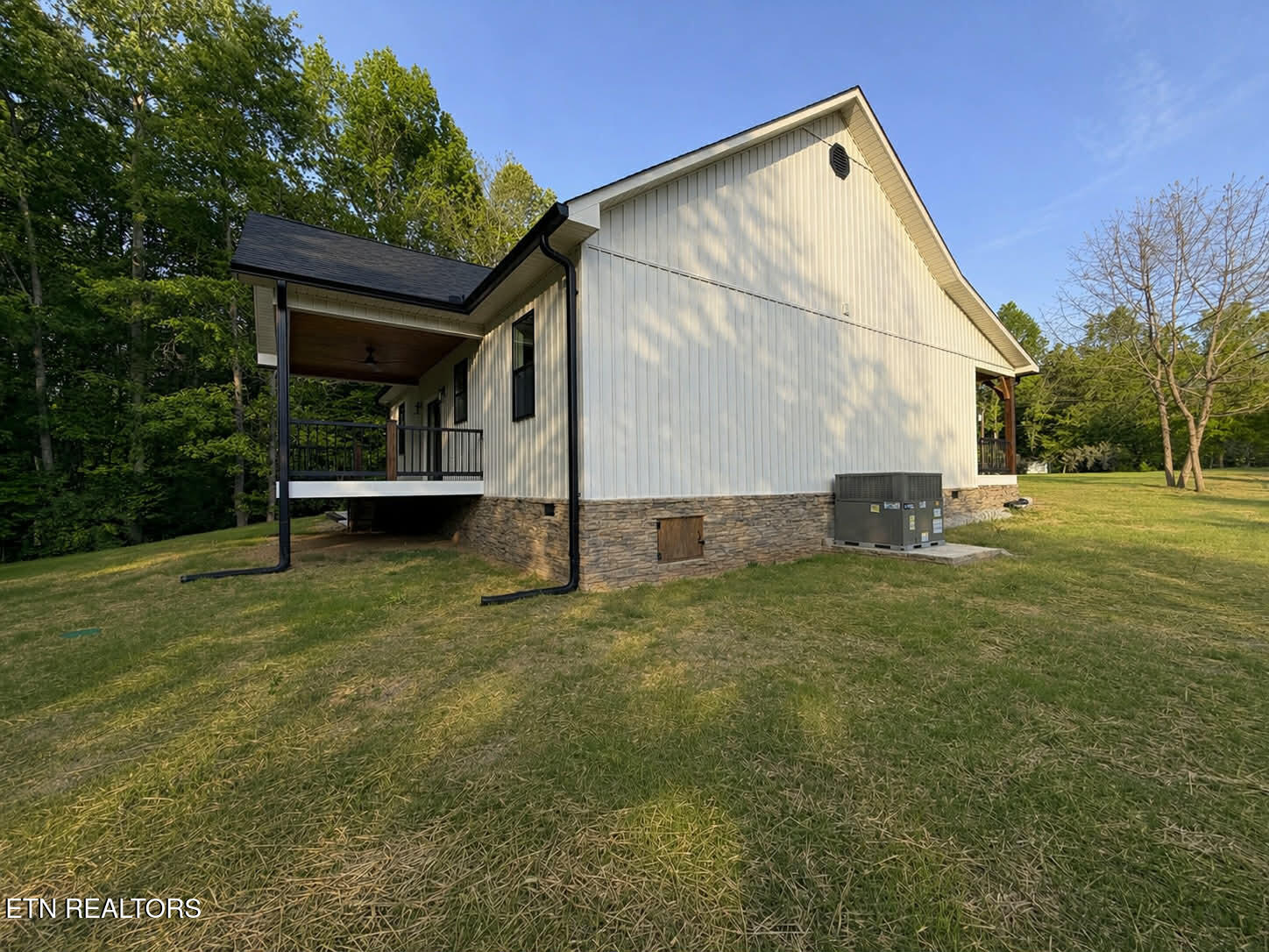 794 Red Cloud Road Ten Mile TN 37880