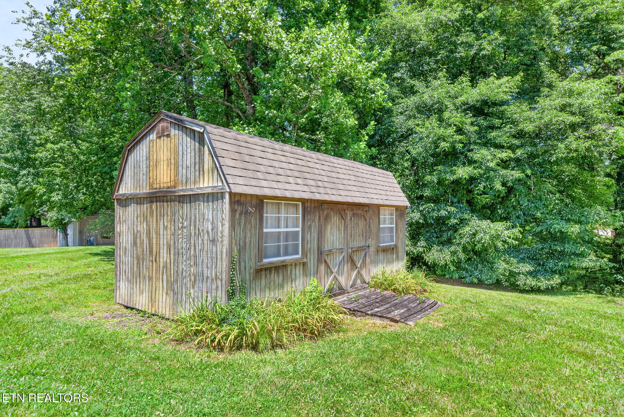 1156 Beam Avenue Cookeville TN 38501