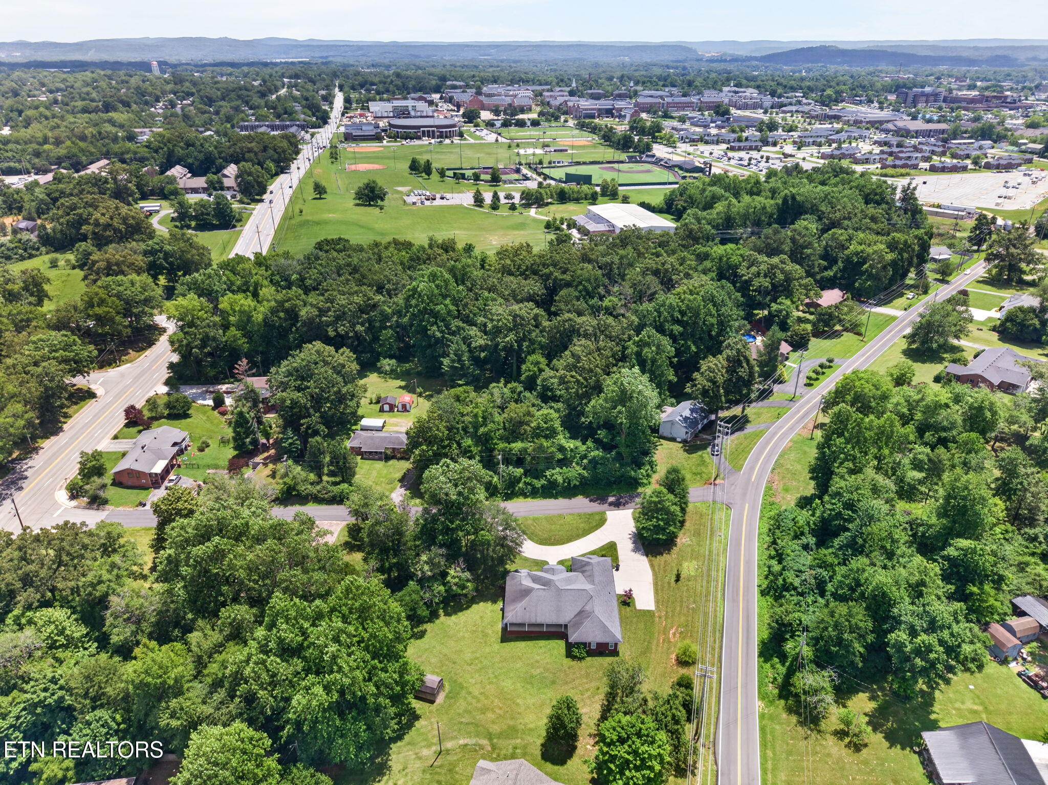 1156 Beam Avenue Cookeville TN 38501