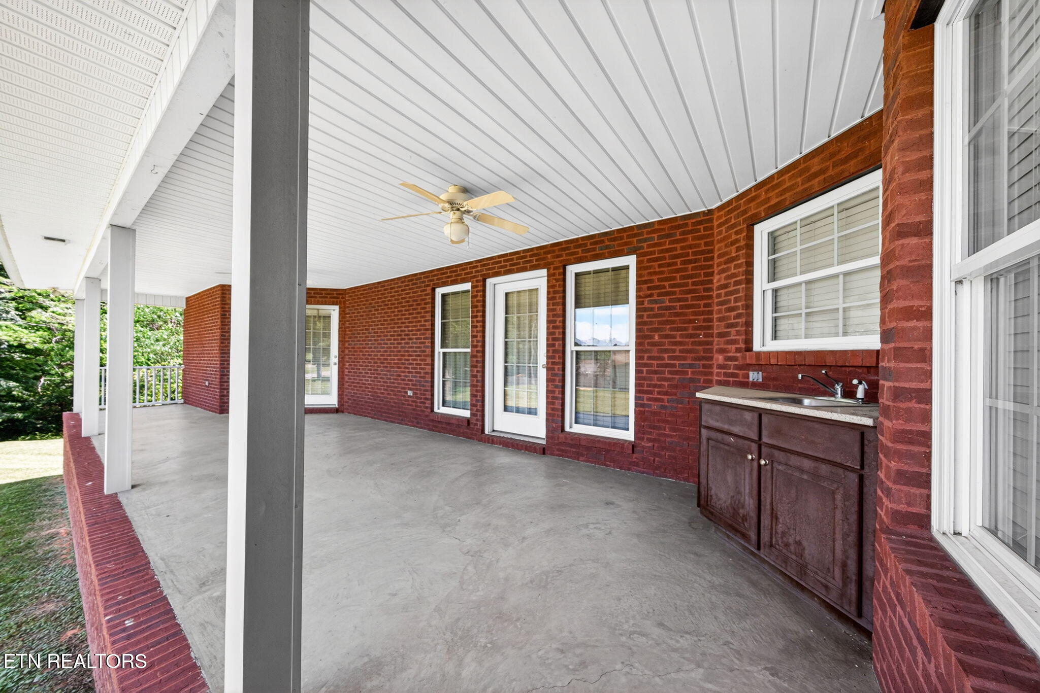 1156 Beam Avenue Cookeville TN 38501