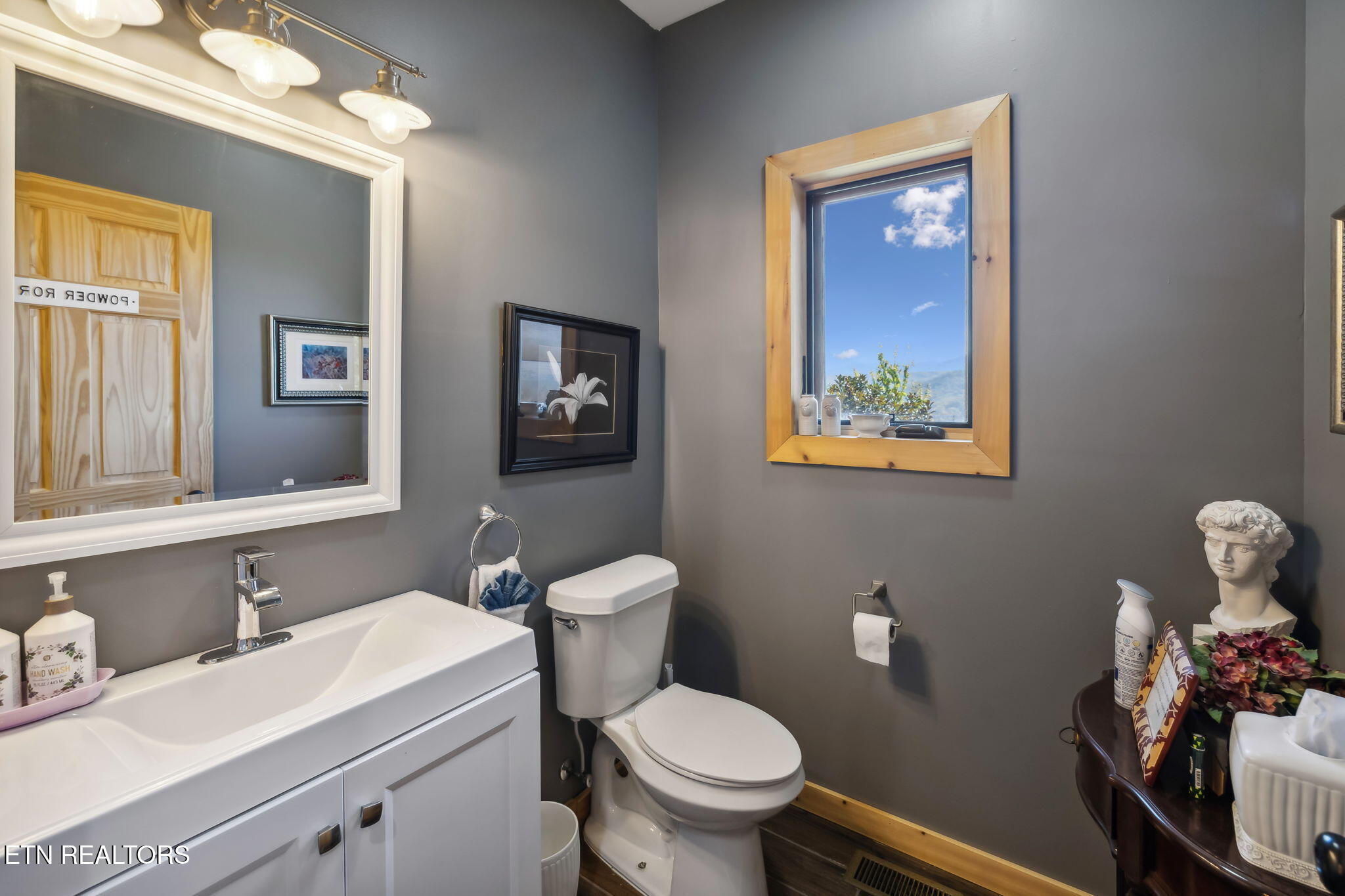 1642 Little Cove Road Sevierville TN 37862