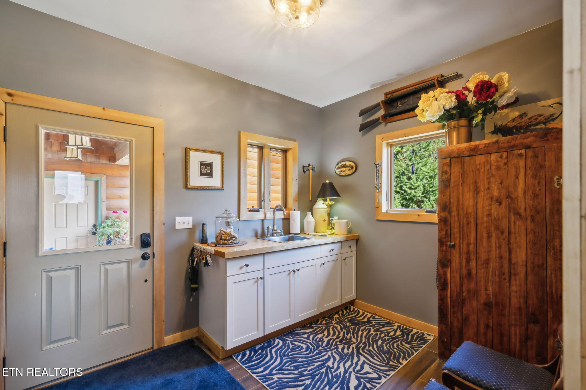 1642 Little Cove Road Sevierville TN 37862