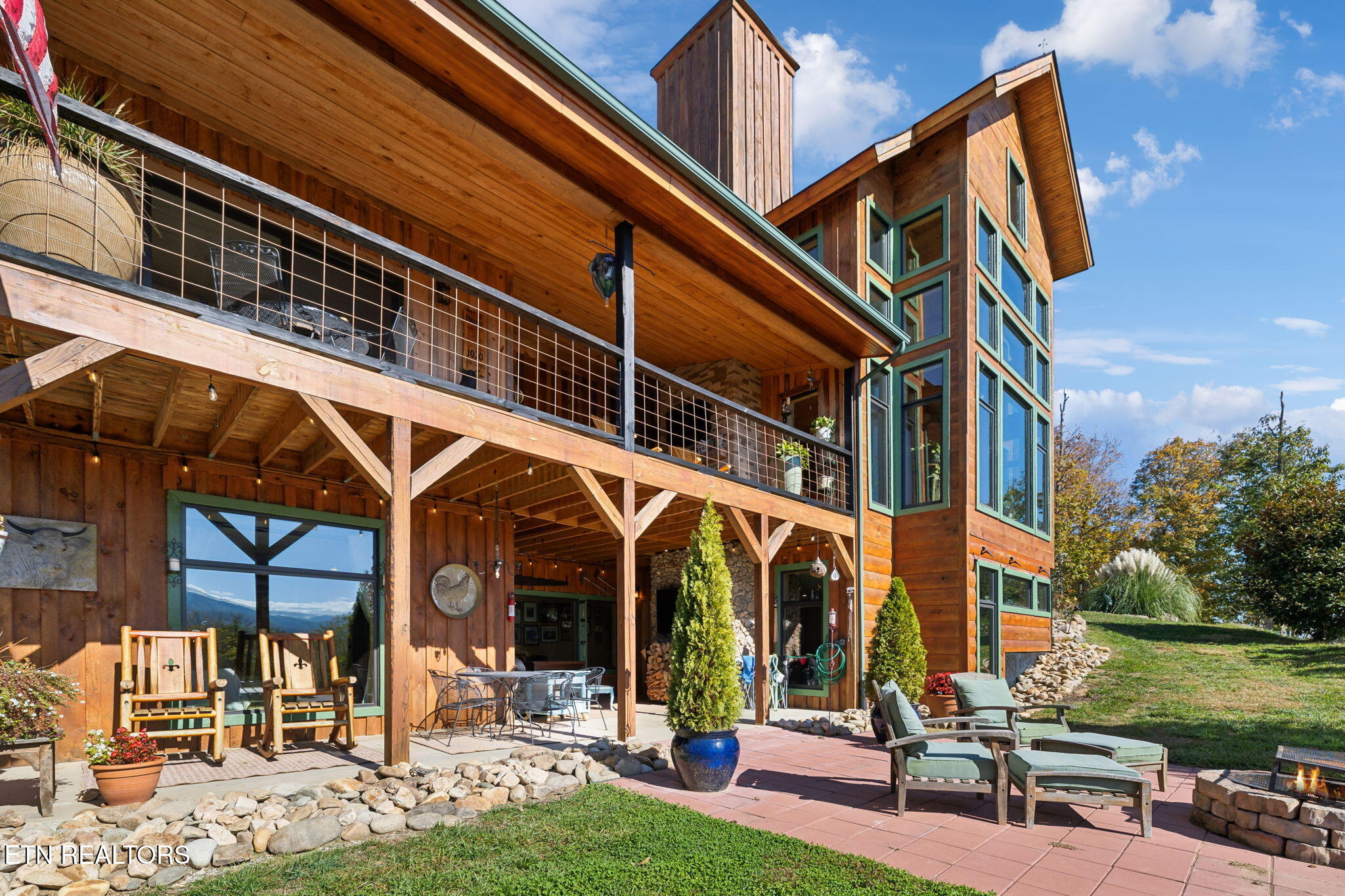 1642 Little Cove Road Sevierville TN 37862