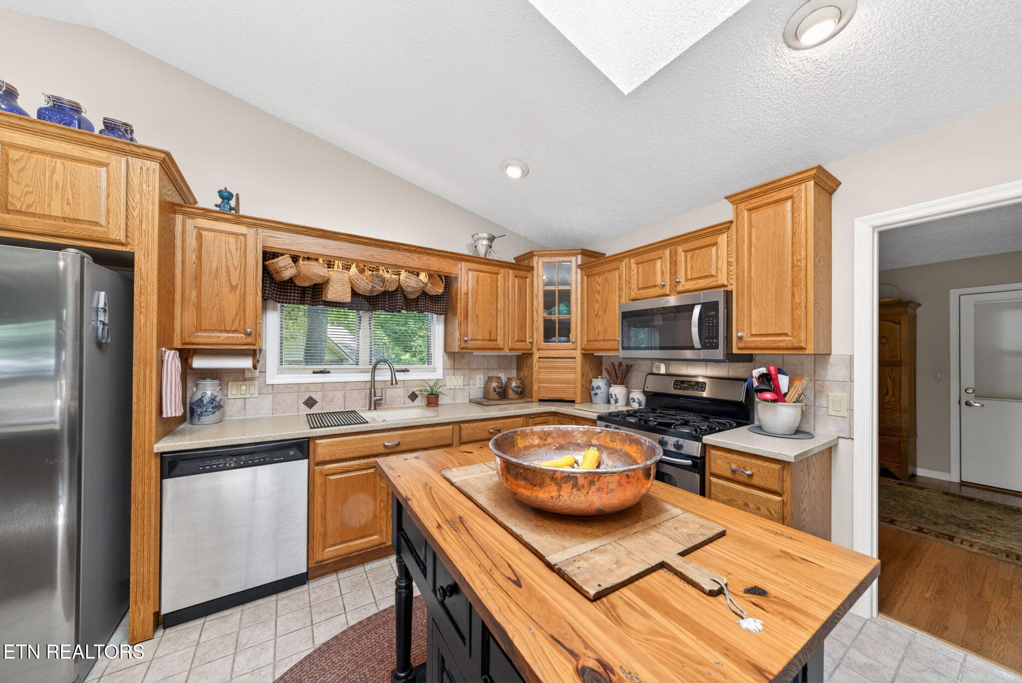 220 Catoosa Boulevard Crossville TN 38558