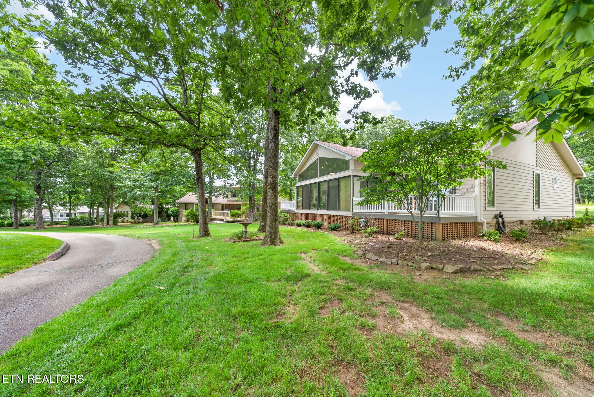 220 Catoosa Boulevard Crossville TN 38558