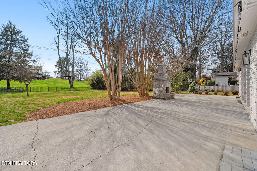 7104 Cresthill Drive Knoxville TN 37919