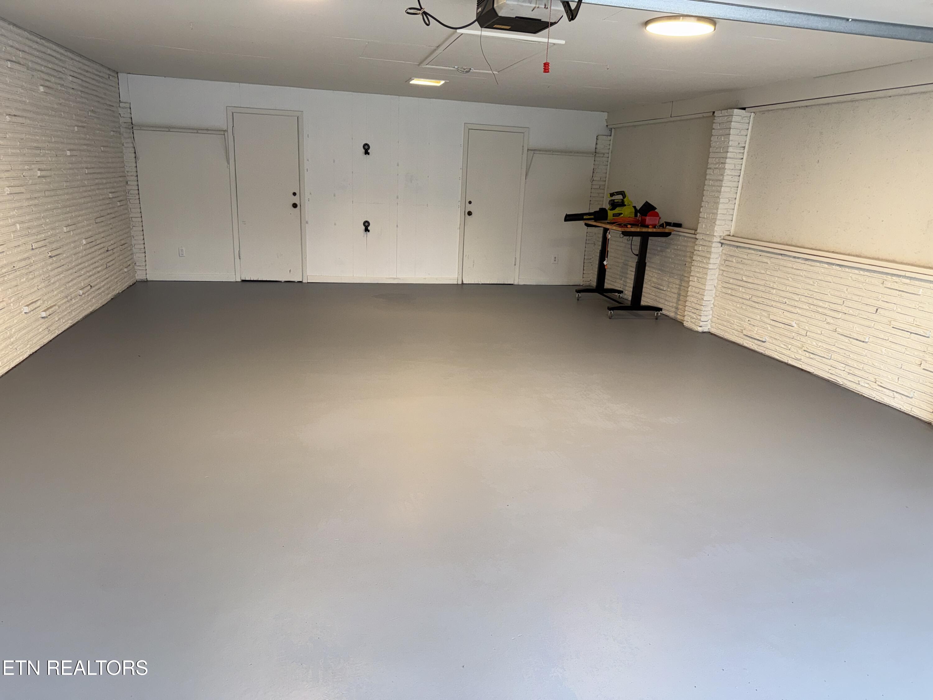 7104 Cresthill Drive Knoxville TN 37919