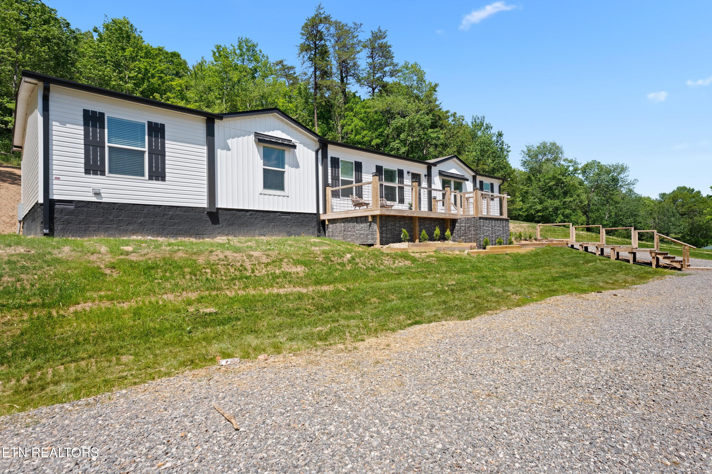 456 Main Street Crab Orchard TN 37723