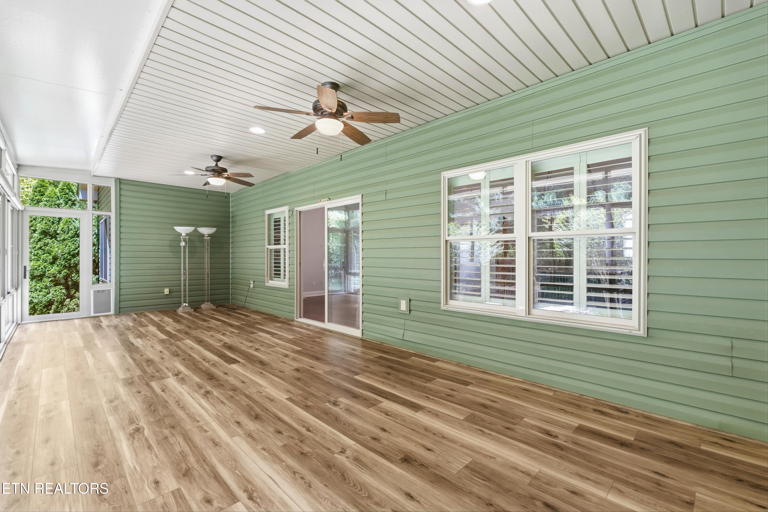 418 Cheeyo Place Loudon TN 37774