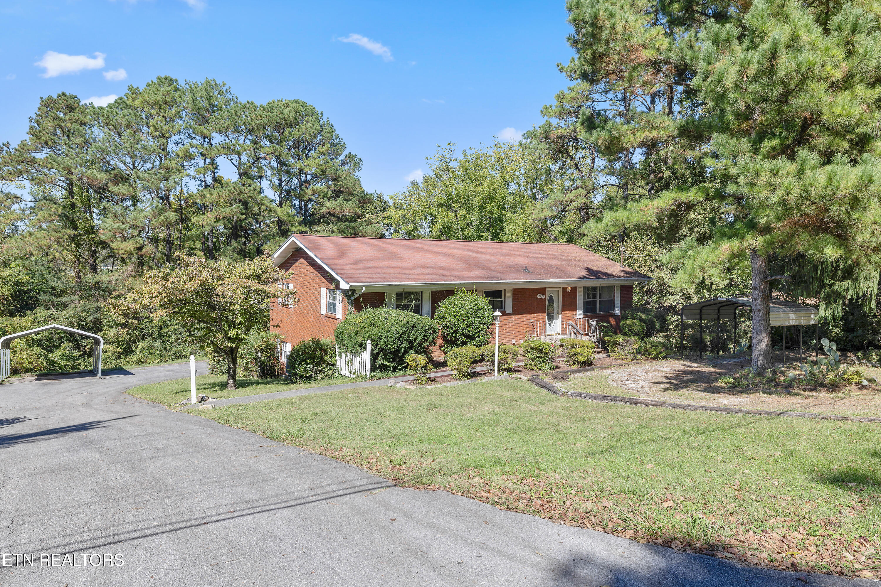 4937 Buffat Mill Road Knoxville TN 37914