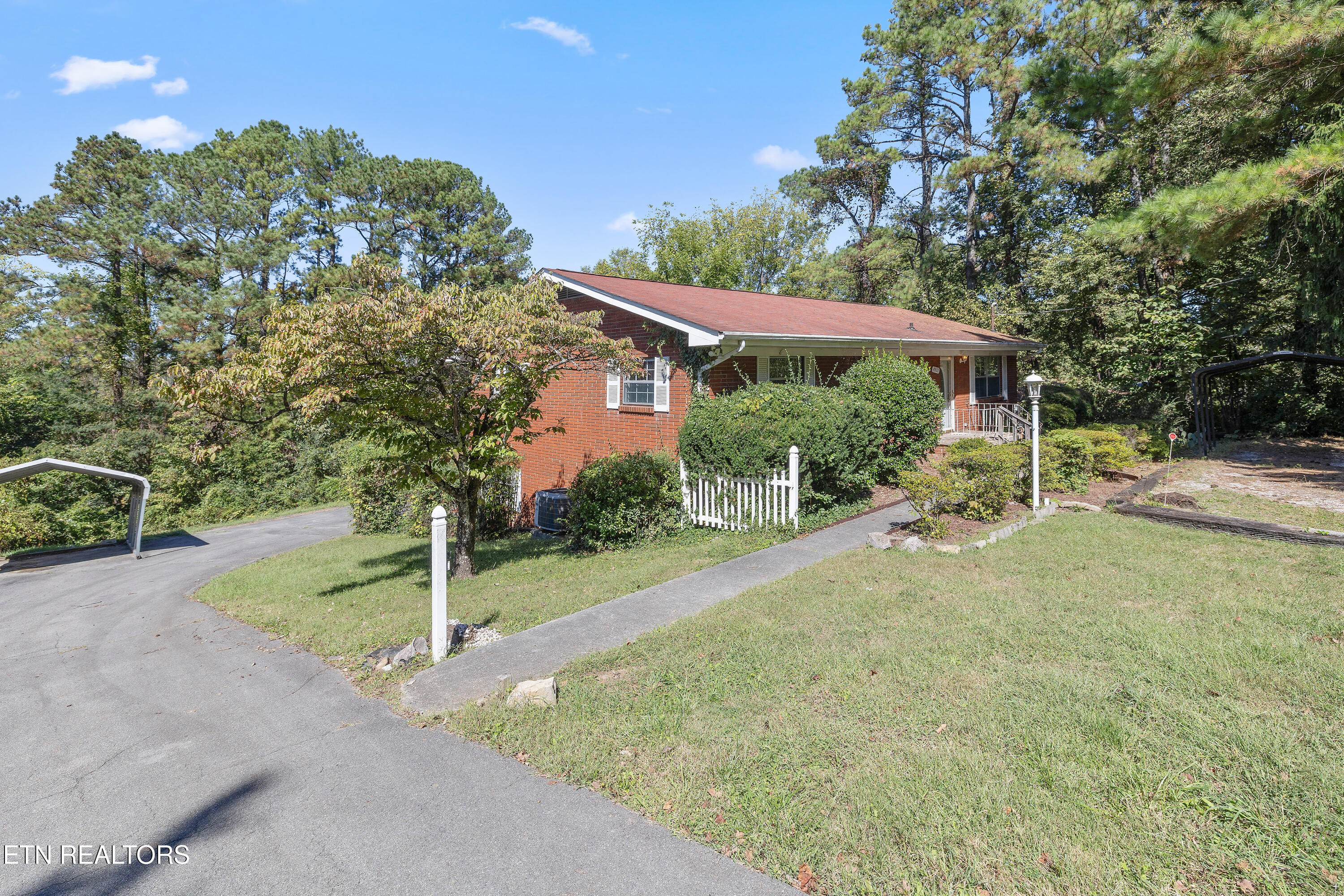4937 Buffat Mill Road Knoxville TN 37914