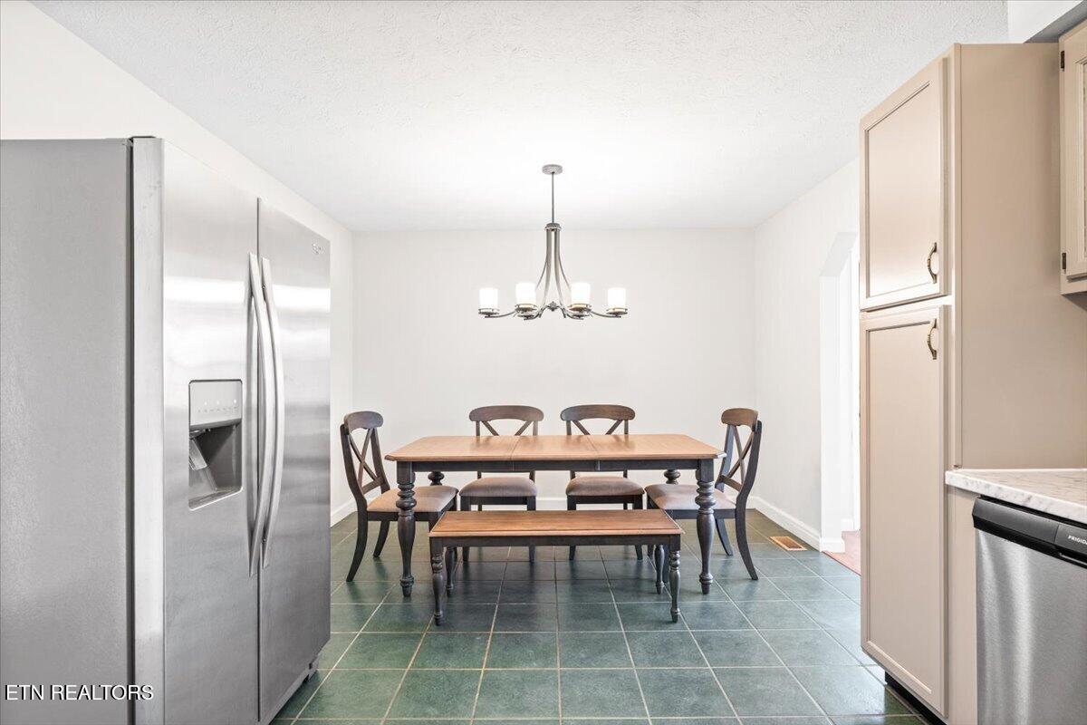 807 S 8th Street Lafollette TN 37766