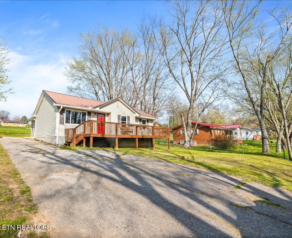 807 S 8th Street Lafollette TN 37766