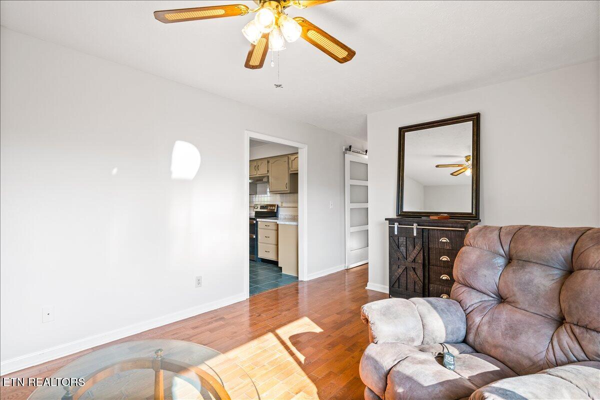 807 S 8th Street Lafollette TN 37766