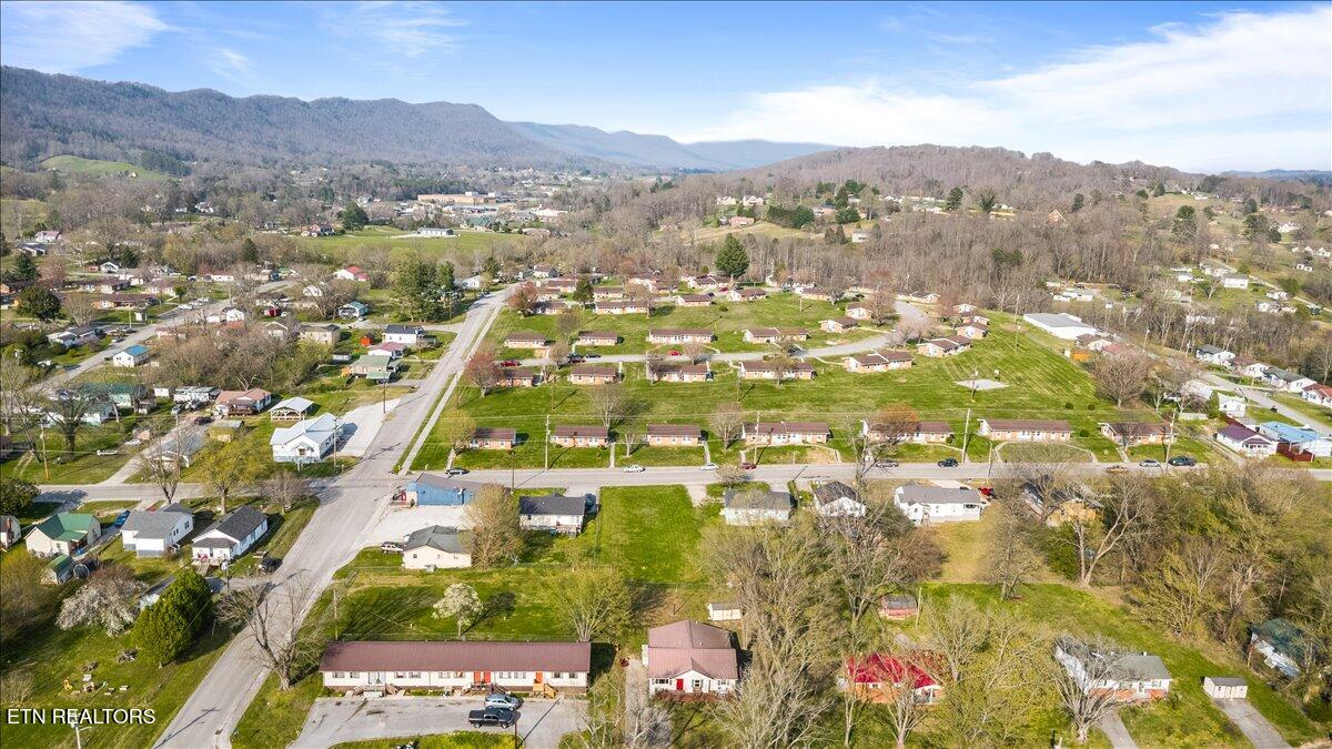 807 S 8th Street Lafollette TN 37766