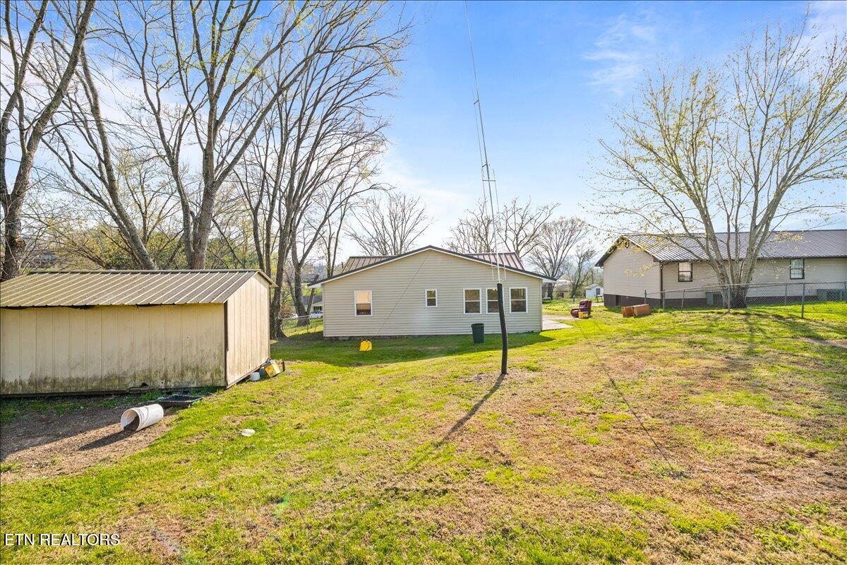 807 S 8th Street Lafollette TN 37766