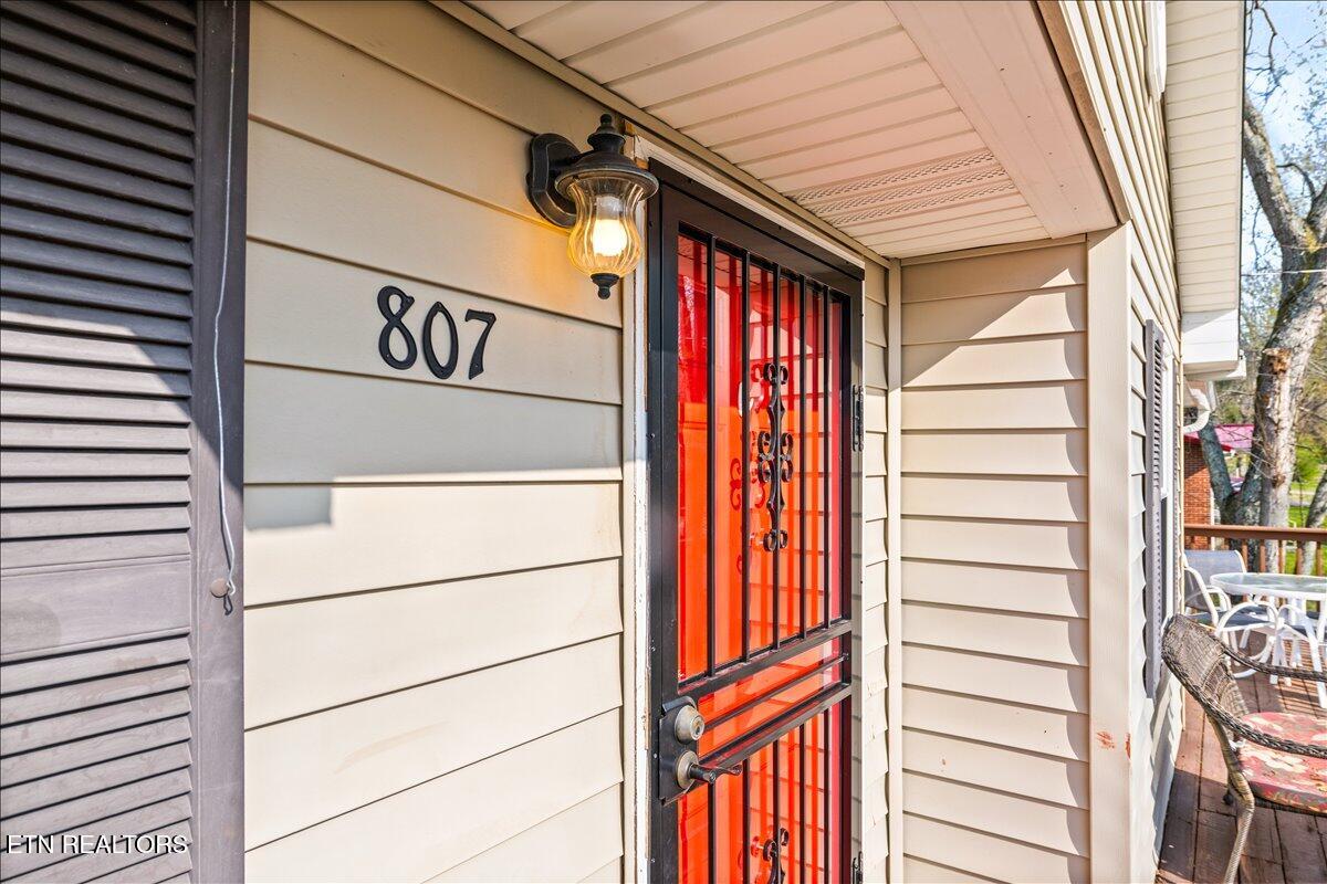 807 S 8th Street Lafollette TN 37766