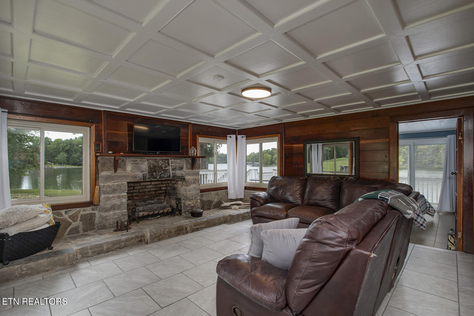 130 Hickory Lane Kingston TN 37763