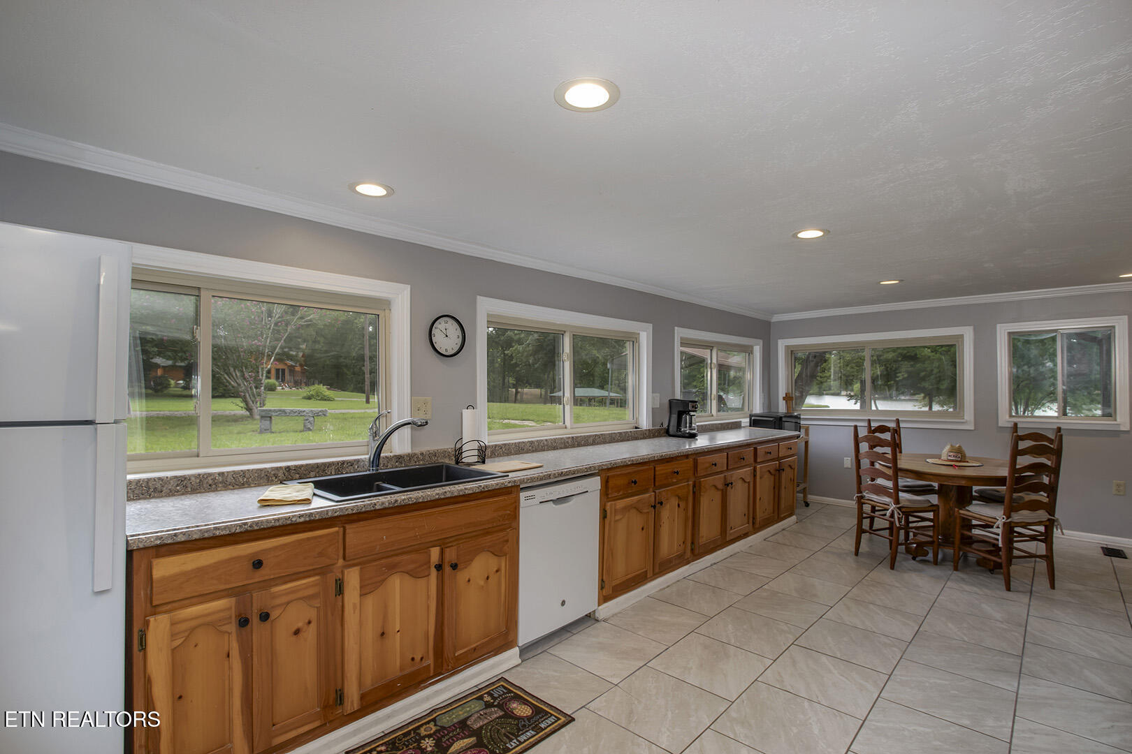 130 Hickory Lane Kingston TN 37763