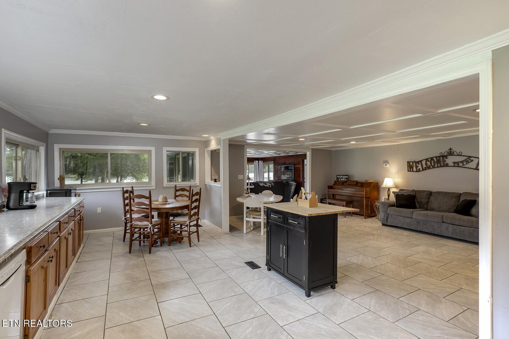 130 Hickory Lane Kingston TN 37763