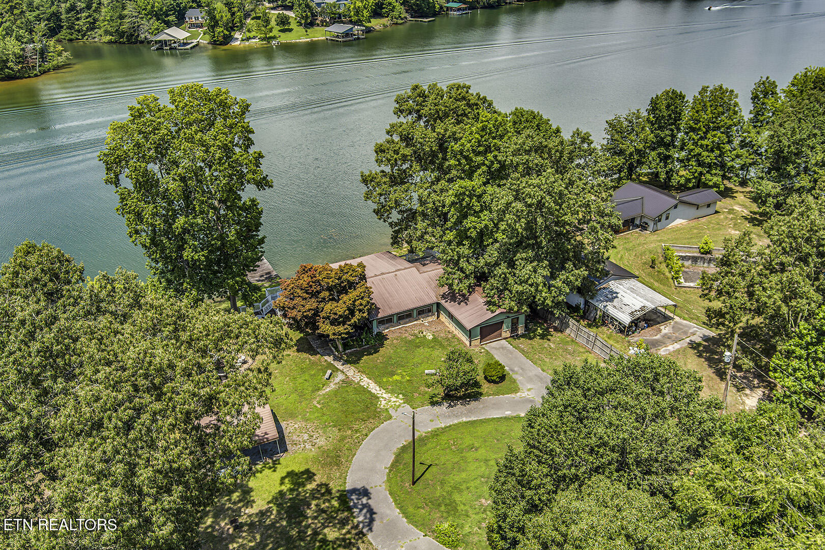 130 Hickory Lane Kingston TN 37763