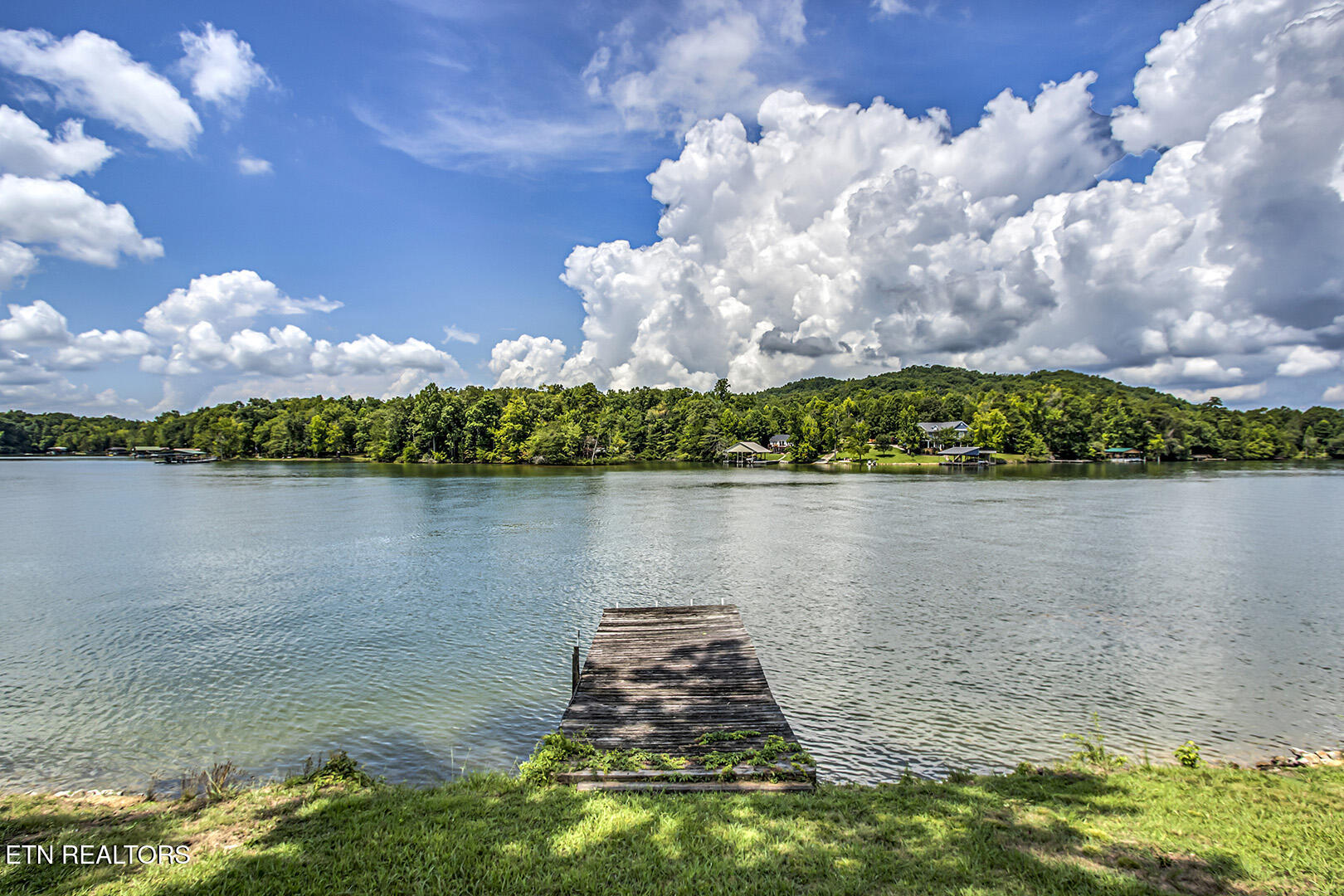 130 Hickory Lane Kingston TN 37763